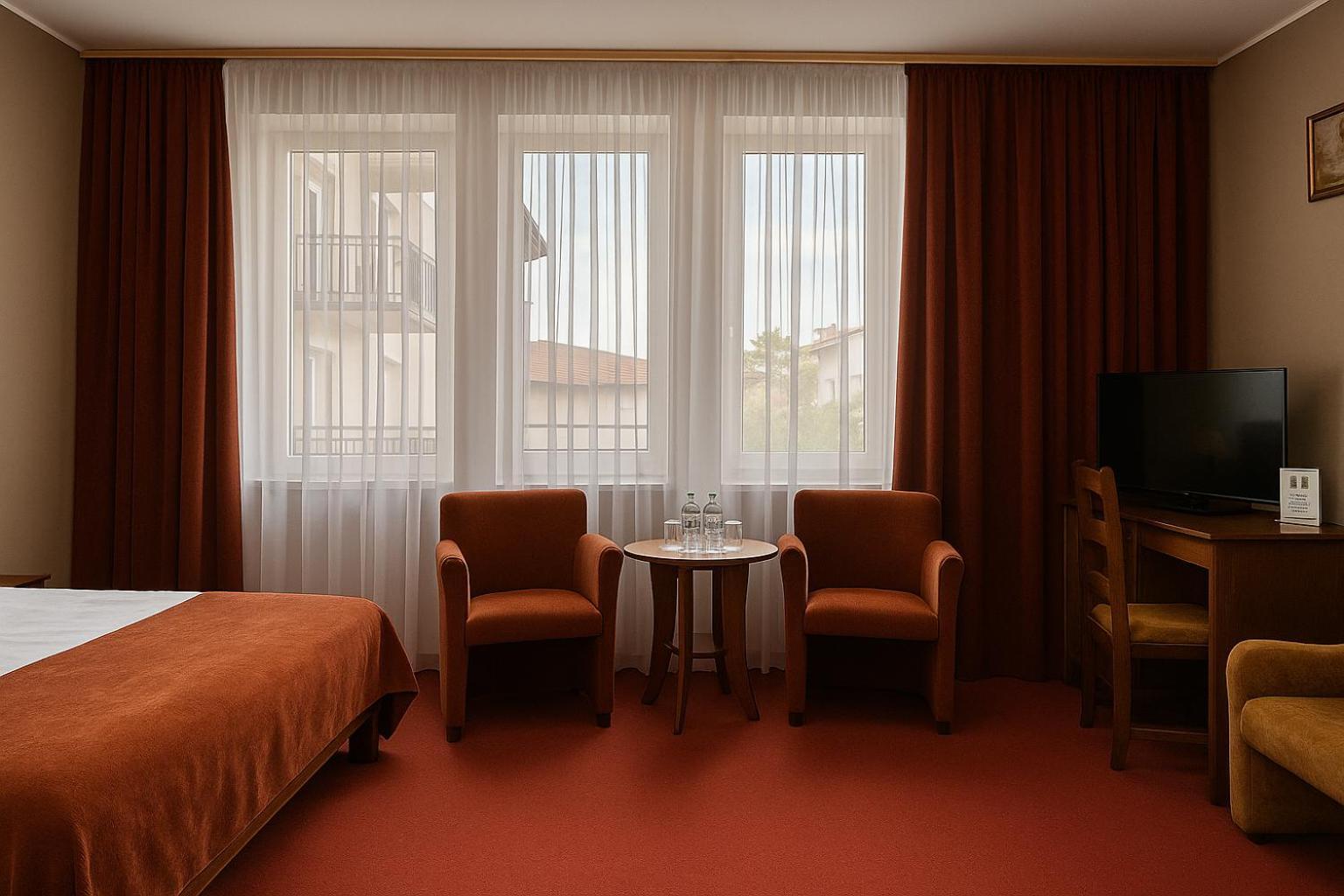 Hotel Metro Kłodzko Esterno foto