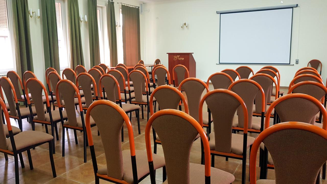 Hotel Metro Kłodzko Esterno foto
